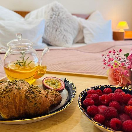 Cozy Garden Apartman Leilighet Gyula Eksteriør bilde